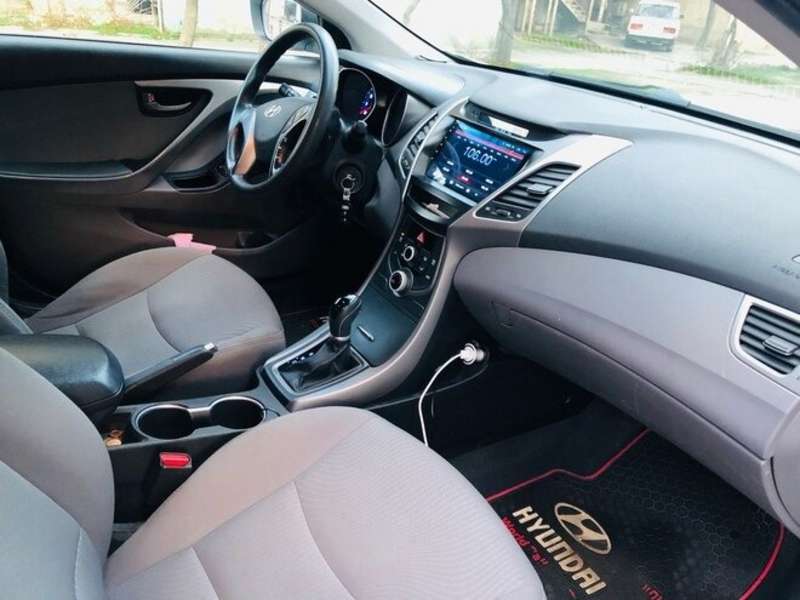 Hyundai Accent, 2015 il, 1.8 L, 75 000 km