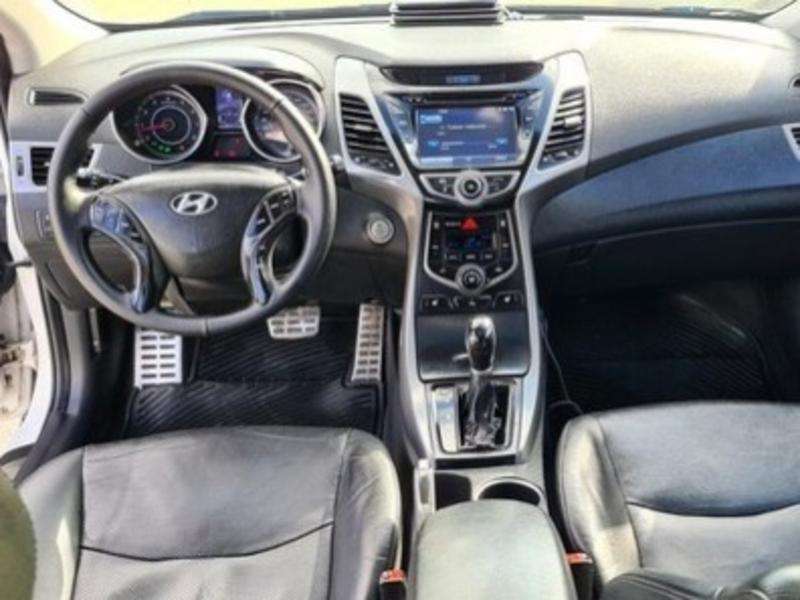 Hyundai Elantra, 2014 il, 1.8 L, 199 021 km