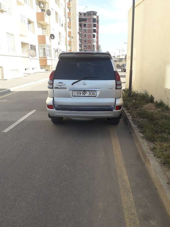 Toyota Prado, 2003 il, 2.7 L, 200 000 km