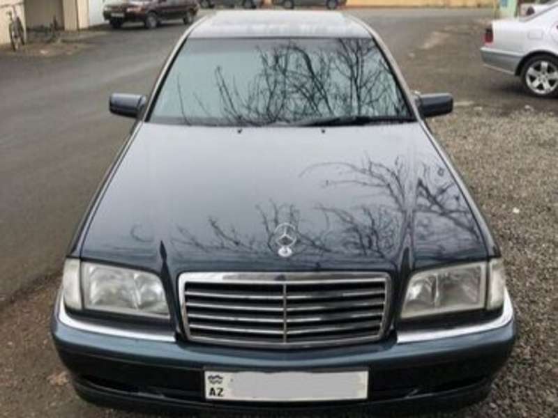 Mercedes C 200, 1998 il, 2.0 L, 230 000 km