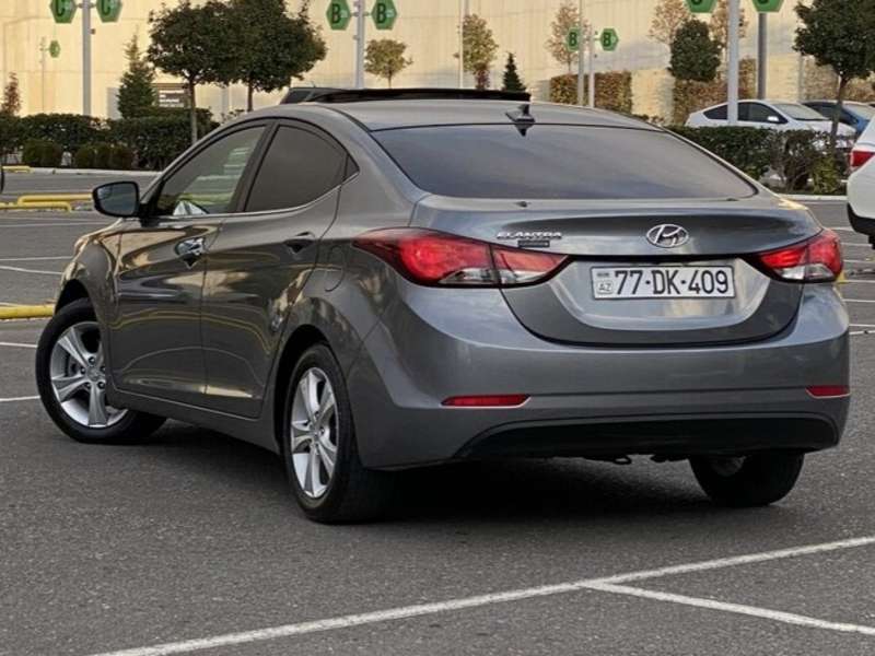 Hyundai Elantra, 2015 il, 1.8 L, 84 912 km
