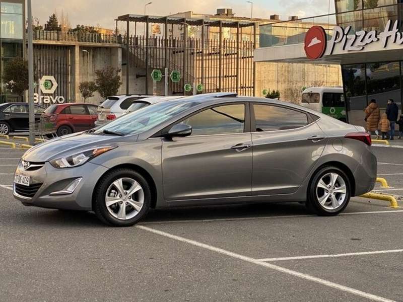Hyundai Elantra, 2015 il, 1.8 L, 84 912 km