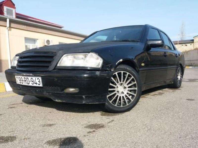 Mercedes C 180, 1997 il, 1.8 L, 259 653 km