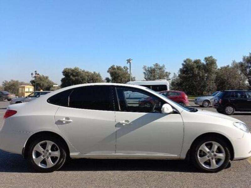 Hyundai Elantra, 2009 il, 2.0 L, 194 886 km