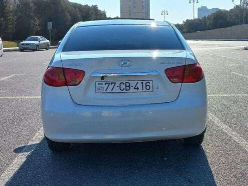 Hyundai Elantra, 2009 il, 2.0 L, 194 886 km