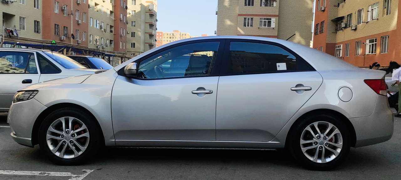 Kia Cerato, 2012 il, 1.6 L, 102 000 km