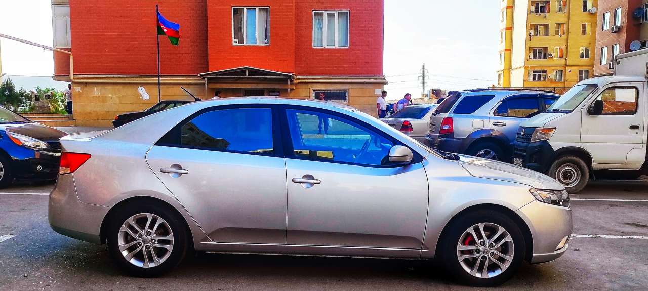 Kia Cerato, 2012 il, 1.6 L, 102 000 km