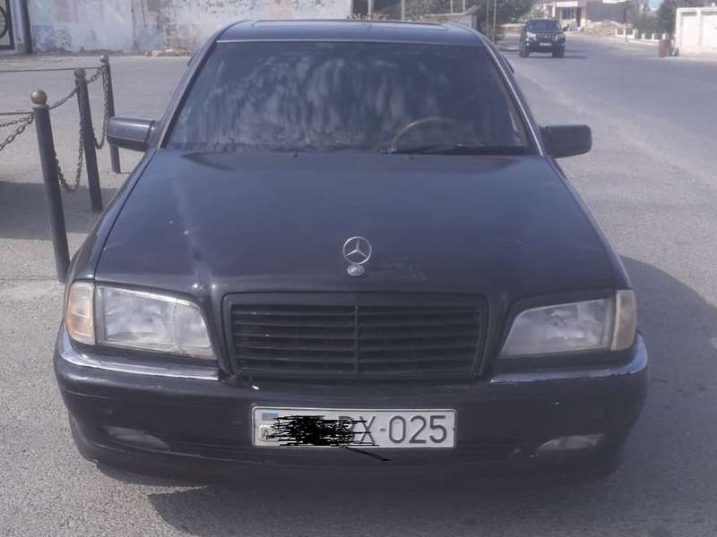 Mercedes C 220, 1993 il, 2.2 L, 450 000 km