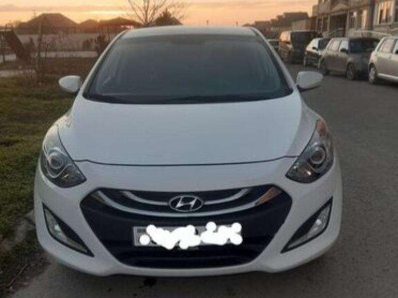 Hyundai Elantra, 2012 il, 1.8 L, 88 000 km