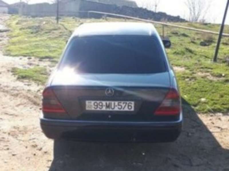 Mercedes C 220, 1996 il, 2.2 L, 100 000 km