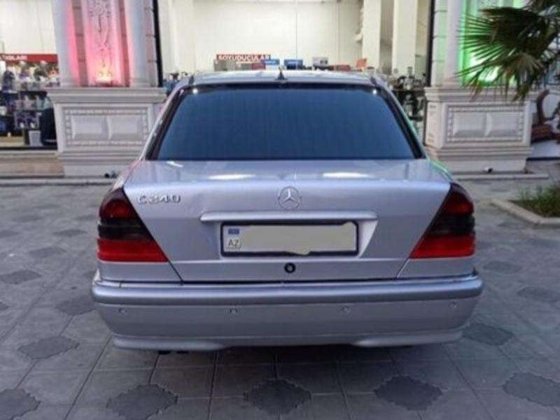 Mercedes C 240, 1998 il, 2.4 L, 215 000 km