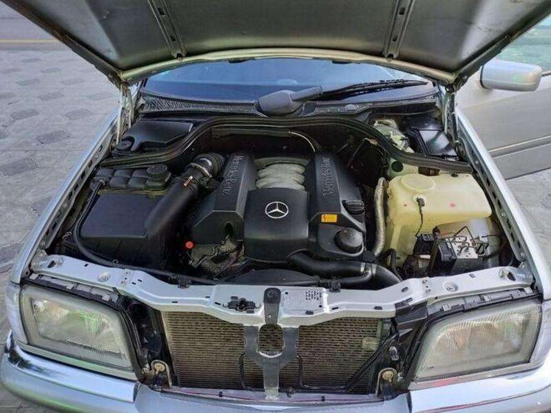 Mercedes C 240, 1998 il, 2.4 L, 215 000 km