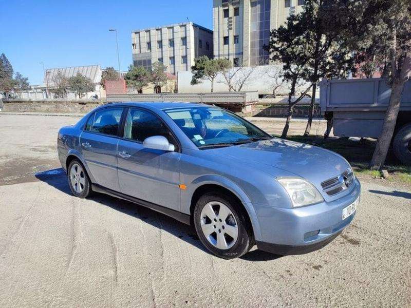 Opel Vectra, 2004 il, 1.6 L, 320 000 km