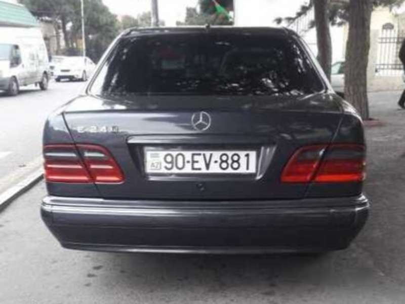 Mercedes E 240, 2000 il, 2.4 L, 300 000 km