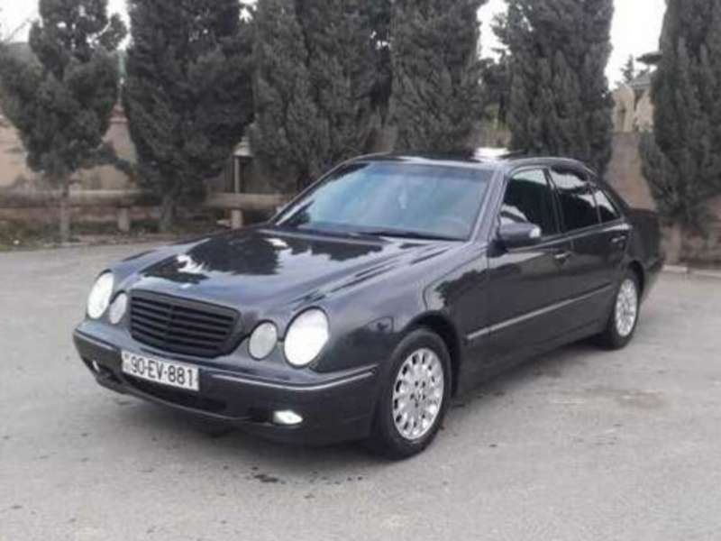 Mercedes E 240, 2000 il, 2.4 L, 300 000 km