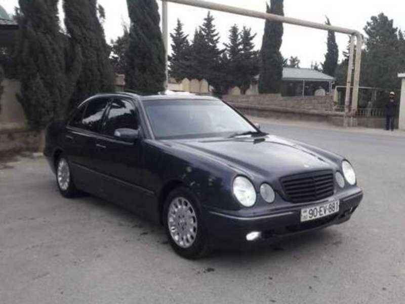 Mercedes E 240, 2000 il, 2.4 L, 300 000 km