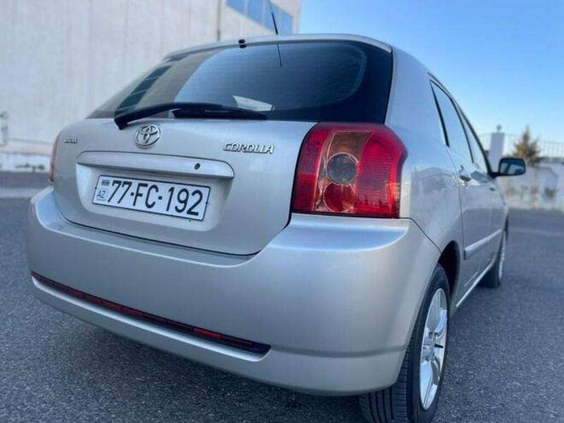 Toyota Corolla, 2004 il, 1.4 L, 196 000 km