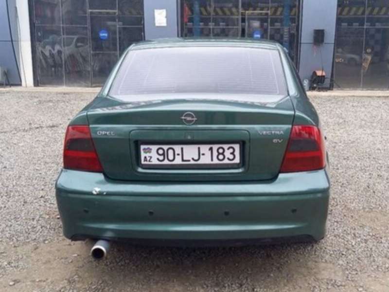 Opel Vectra, 1999 il, 2.0 L, 376 950 km