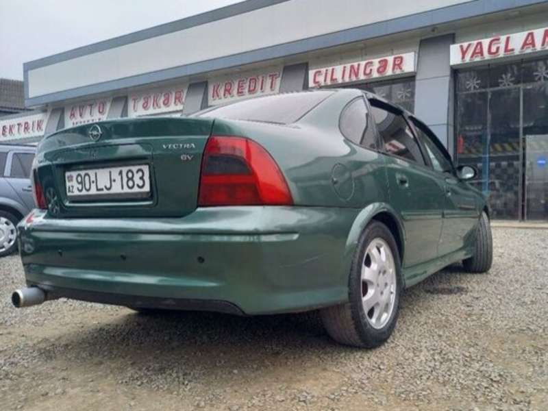 Opel Vectra, 1999 il, 2.0 L, 376 950 km
