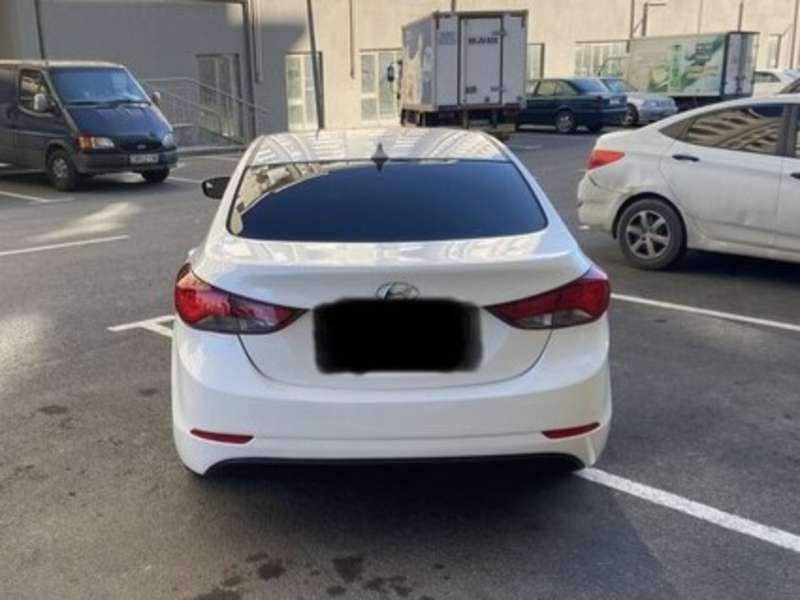 Hyundai Elantra, 2014 il, 1.8 L, 93 000 km