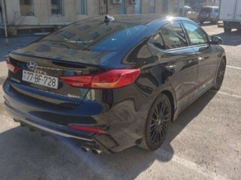 Hyundai Elantra, 2017 il, 1.6 L, 79 000 km