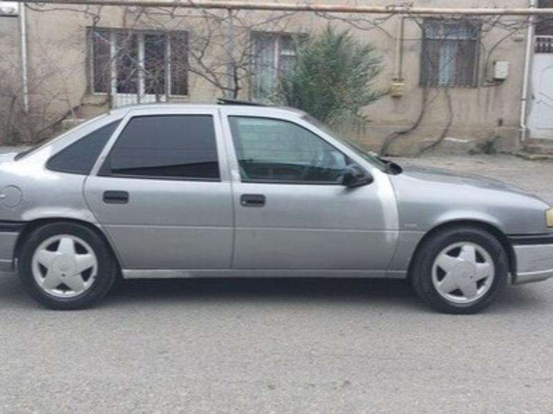 Opel Vectra, 1995 il, 2.0 L, 315 000 km