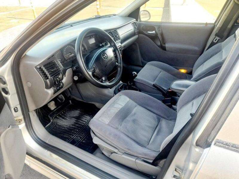 Opel Vectra, 1999 il, 1.8 L, 372 500 km