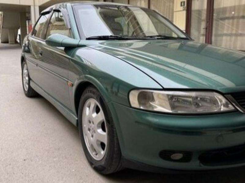 Opel Vectra, 1999 il, 2.0 L, 291 000 km