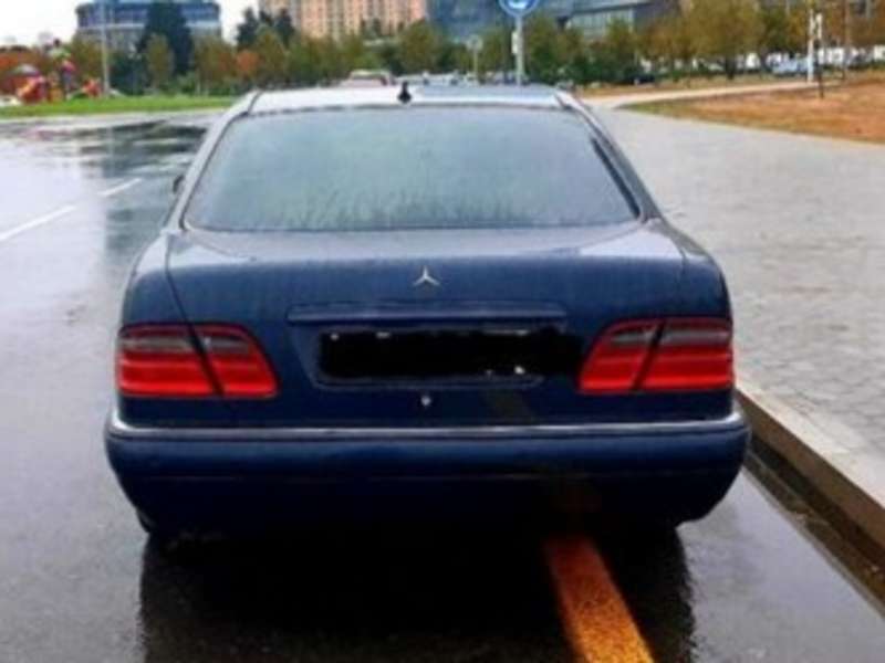 Mercedes E 280, 1997 il, 2.8 L, 330 000 km