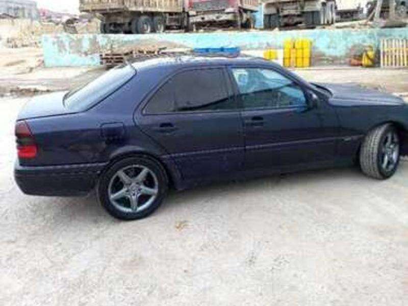 Mercedes C 200, 1997 il, 2.0 L, 295 000 km