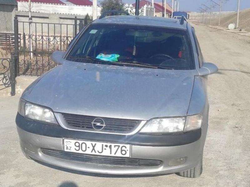 Opel Vectra, 1997 il, 2.0 L, 402 000 km