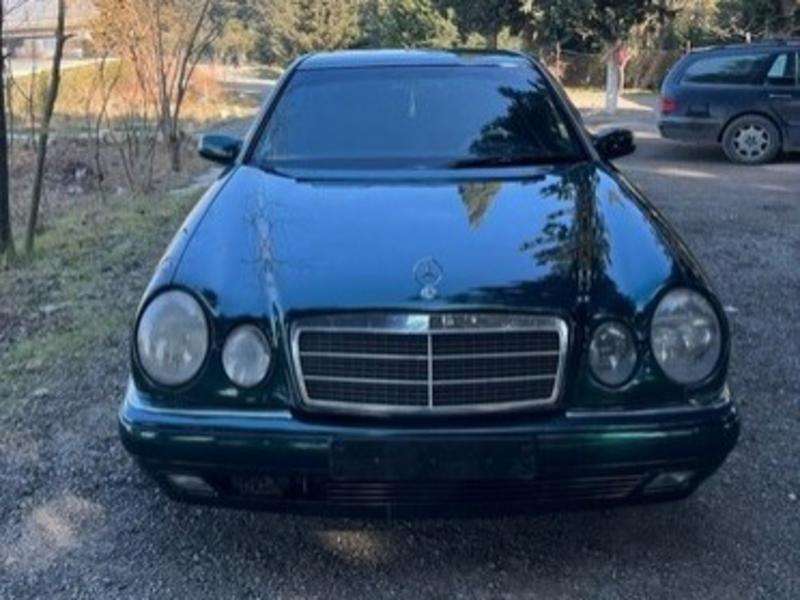 Mercedes E 300, 1996 il, 3.0 L, 288 000 km