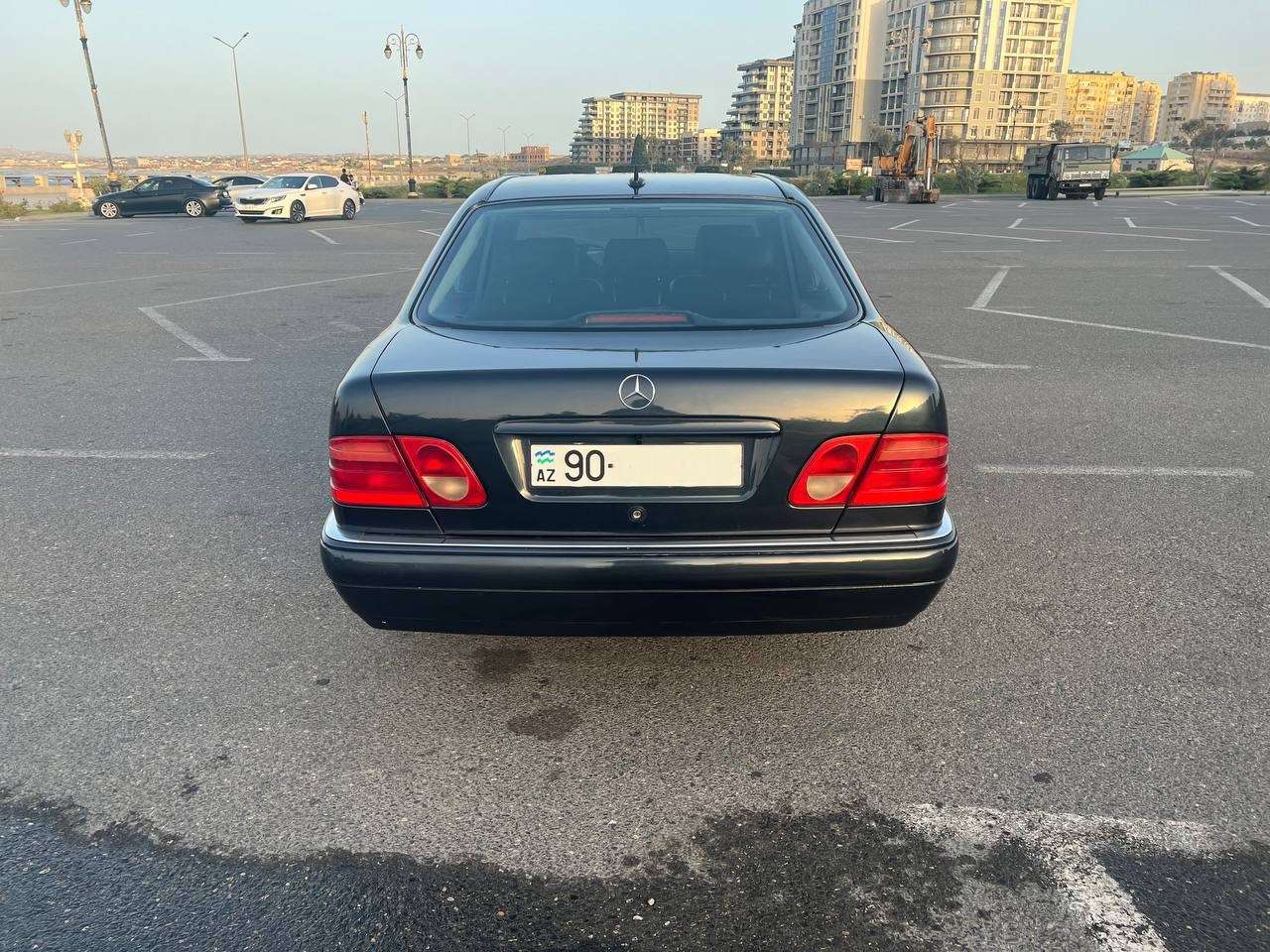 Mercedes E 280, 1998 il, 2.8 L, 335 000 km
