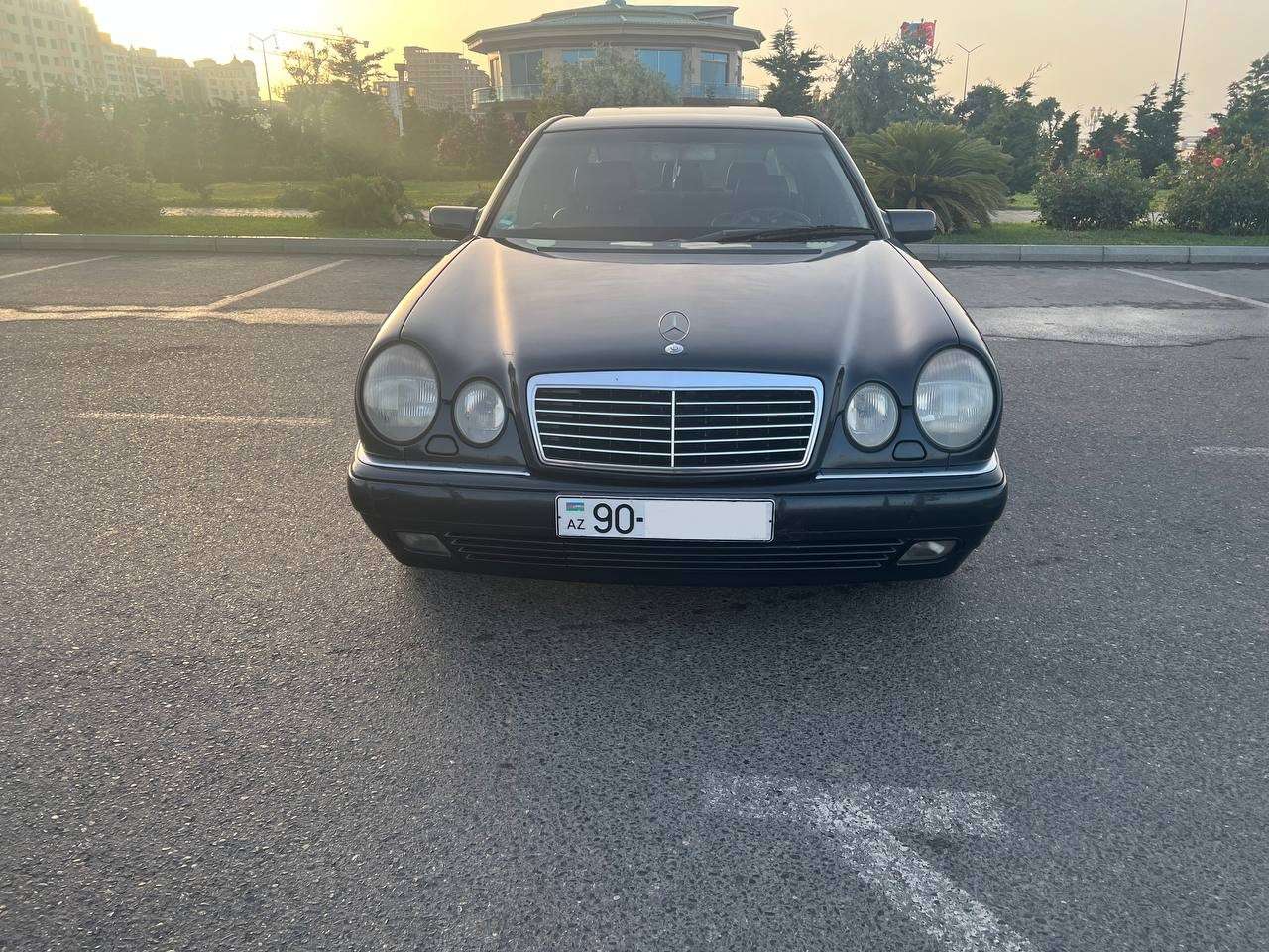 Mercedes E 280, 1998 il, 2.8 L, 335 000 km