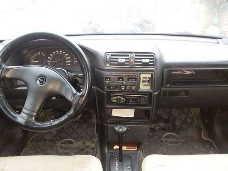 Opel Vectra, 1993 il, 2.0 L, 352 324 km
