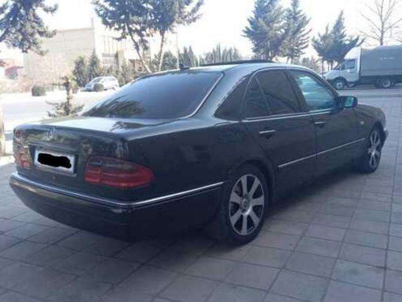 Mercedes E 240, 1998 il, 2.4 L, 321 526 km