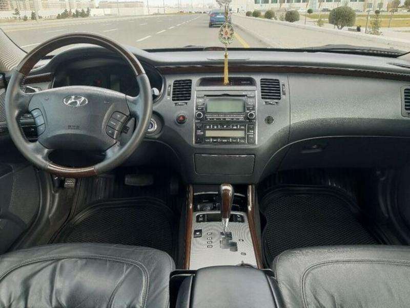 Hyundai Grandeur, 2009 il, 2.7 L, 206 000 km