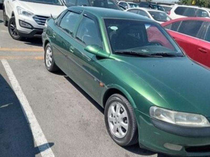 Opel Vectra, 1996 il, 1.8 L, 247 000 km