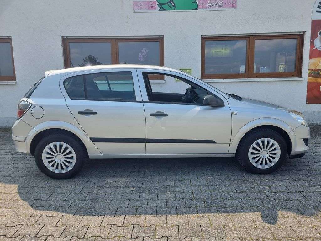 Opel Astra, 2008 il, 1.4 L, 174 600 km
