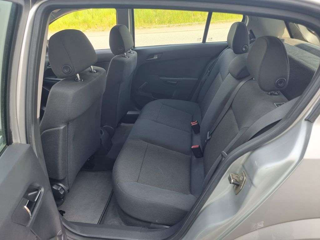 Opel Astra, 2008 il, 1.4 L, 174 600 km