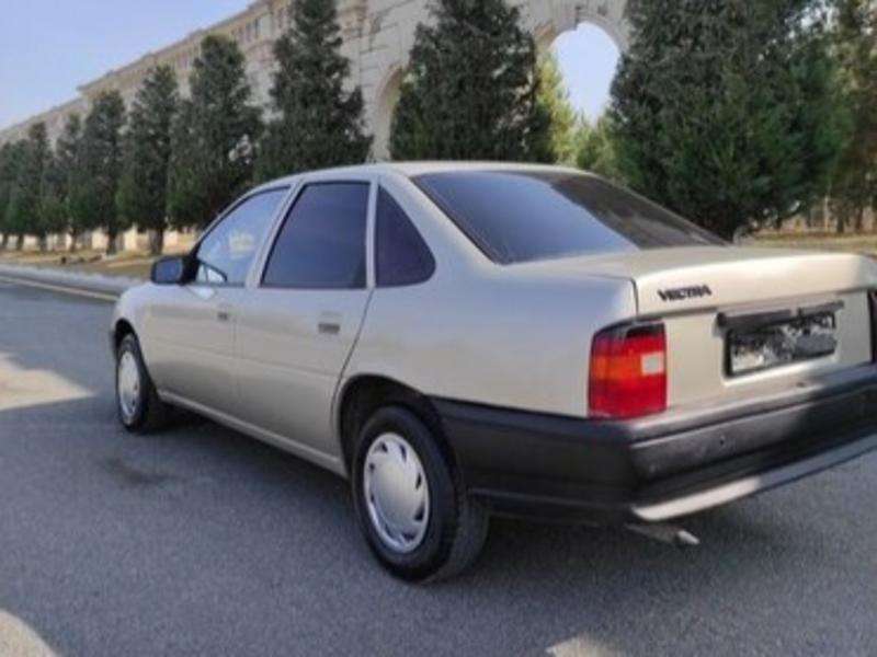 Opel Vectra, 1990 il, 1.6 L, 440 000 km