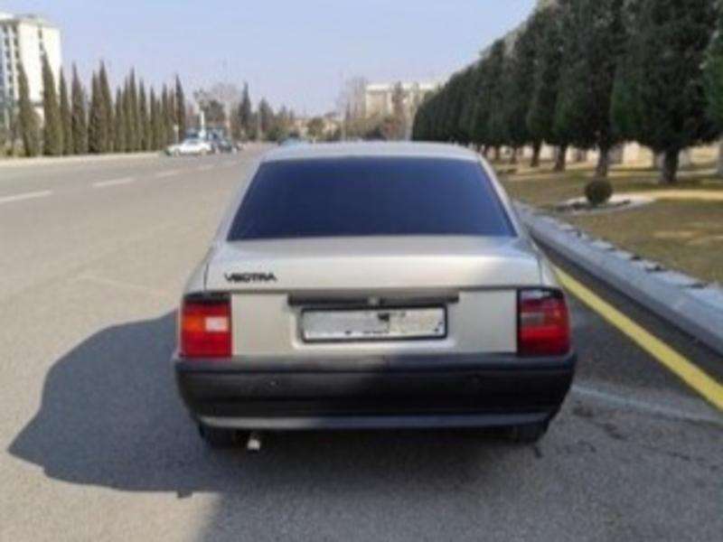 Opel Vectra, 1990 il, 1.6 L, 440 000 km