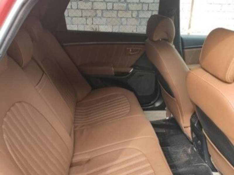 Hyundai Grandeur, 2006 il, 3.3 L, 256 000 km
