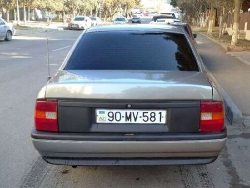 Opel Vectra, 1991 il, 2.0 L, 28 000 km