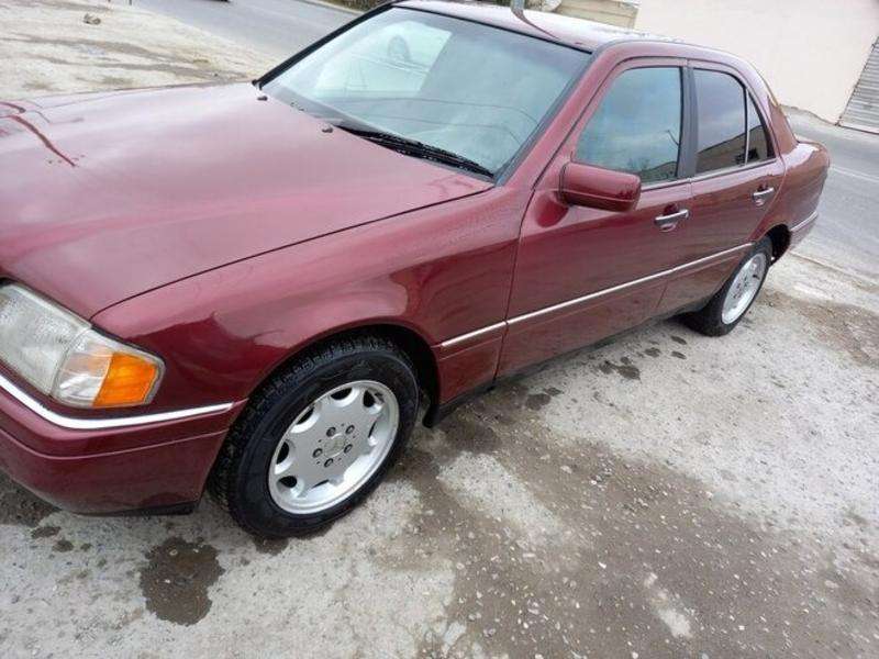 Mercedes C 180, 1995 il, 1.8 L, 238 000 km