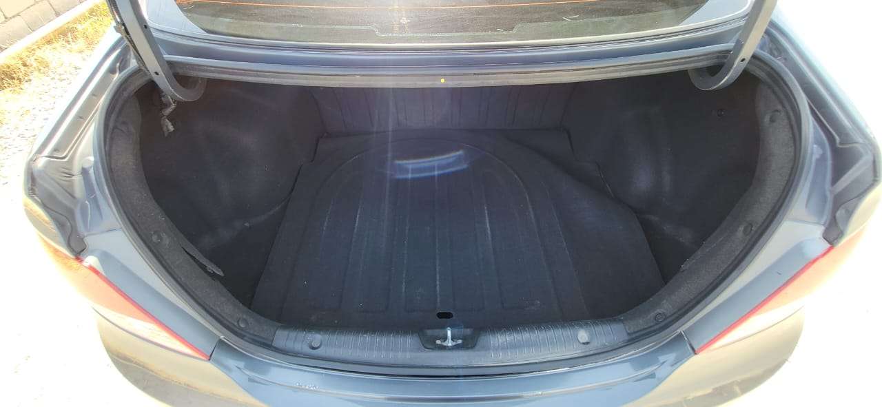 Hyundai Accent, 2011 il, 1.6 L, 64 000 km