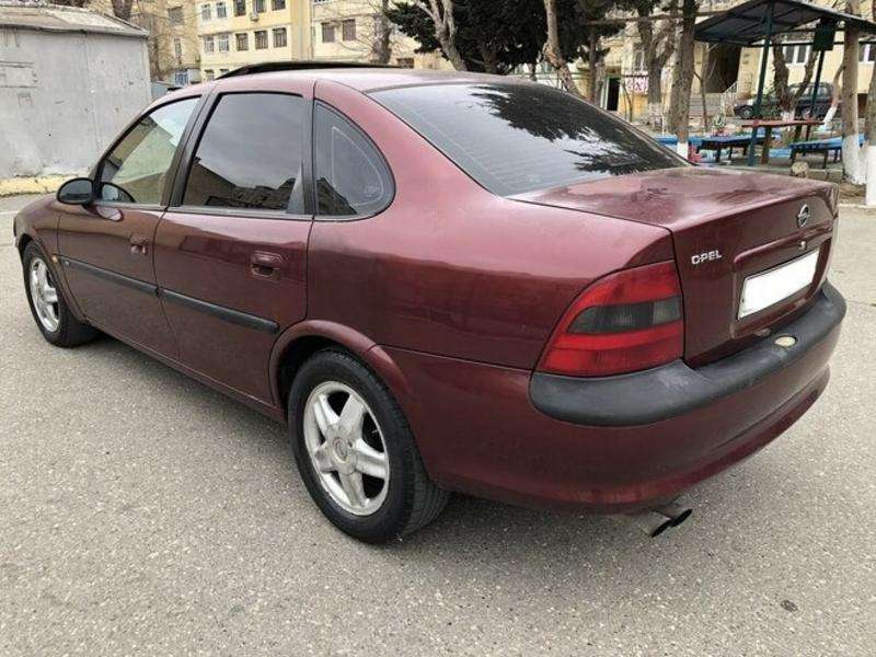 Opel Vectra, 1997 il, 2.5 L, 179 000 km