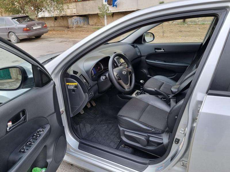 Hyundai i30, 2007 il, 1.6 L, 185 000 km