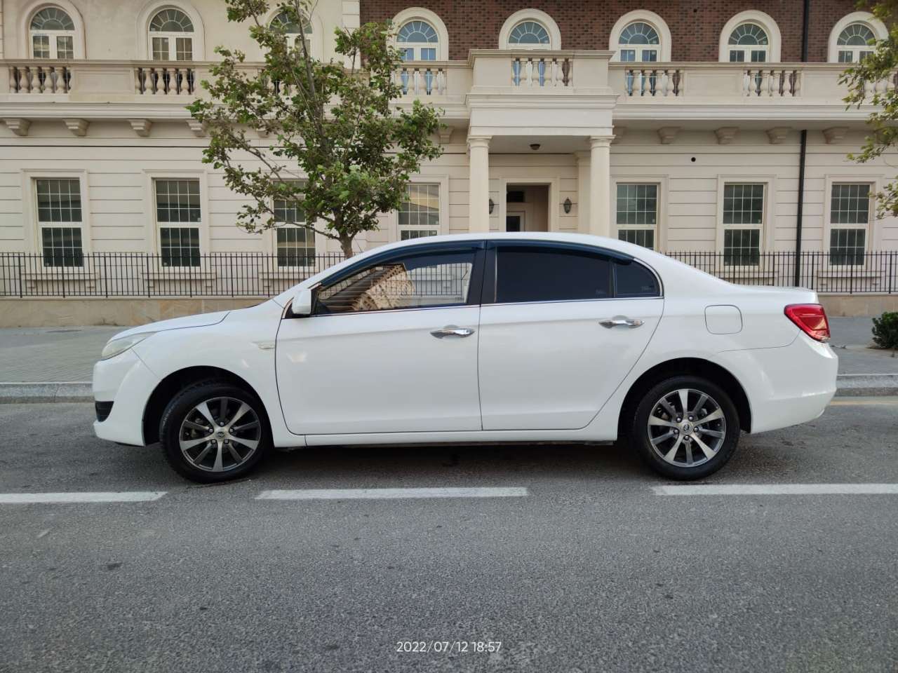 Lifan 720, 2015 il, 1.8 L, 350 000 km