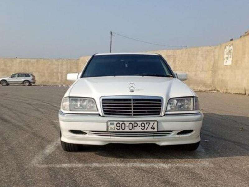 Mercedes C 240, 1998 il, 2.4 L, 330 000 km
